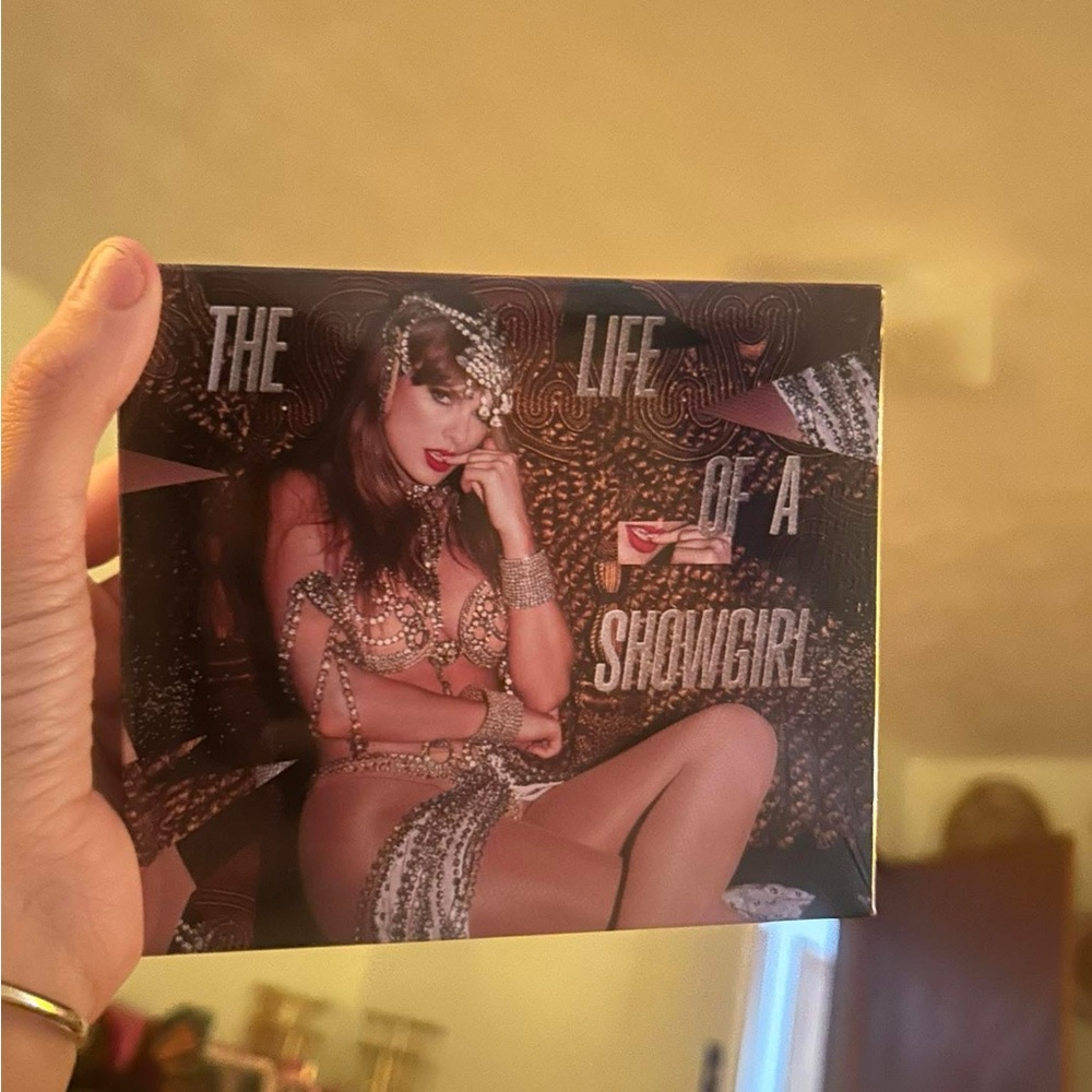 Taylor Swift The Life of a Showgirl Album - Black and Gold
